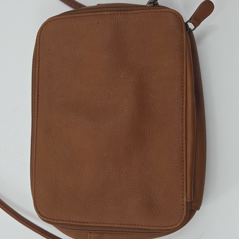2 Fossil Brown Leather Crossbody Bags and 1 Wallet Set - Picture 8 of 16